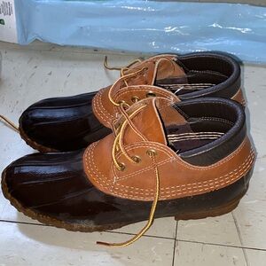 LL BEAN MAINE  HUNTING BOOTS LOW DUCK SZ 6